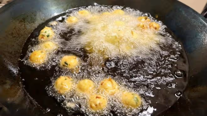 全國哪種食用油最好吃,經評選:這7種品質不錯,看你吃過哪種?