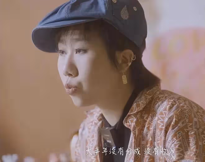 存款百萬心很慌,住著豪宅求關愛,這6位賣慘的明星太打臉了