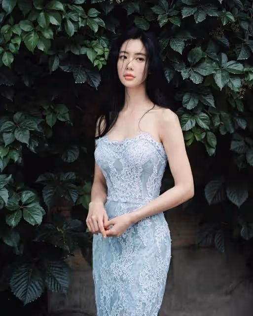 亞洲第一美女克拉拉,天使面龐,魔鬼身材,成為無數宅男女神
