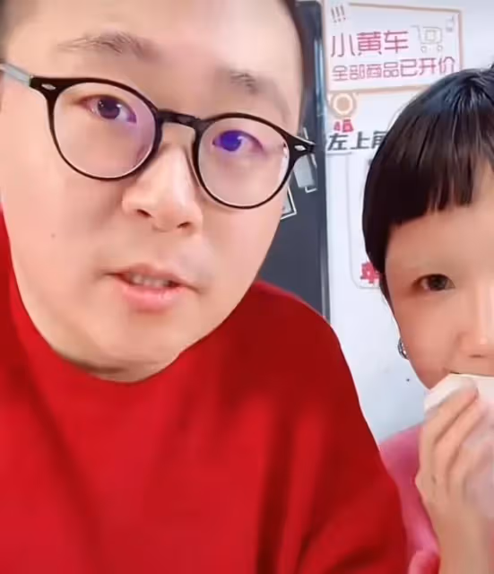 被問妻子眉毛去哪裡,郝劭文罕見動怒,稱每人都有做自己的權利