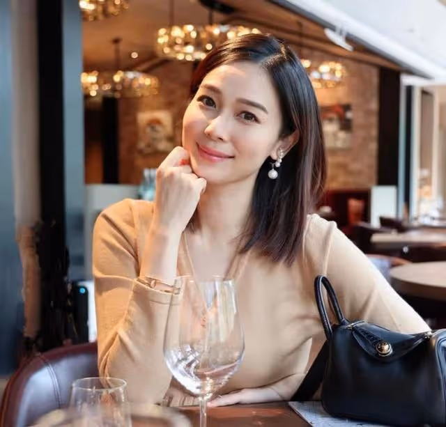 拍片教做生意！TVB前花旦靠美容業身家過億，嫁富商生活越發富貴