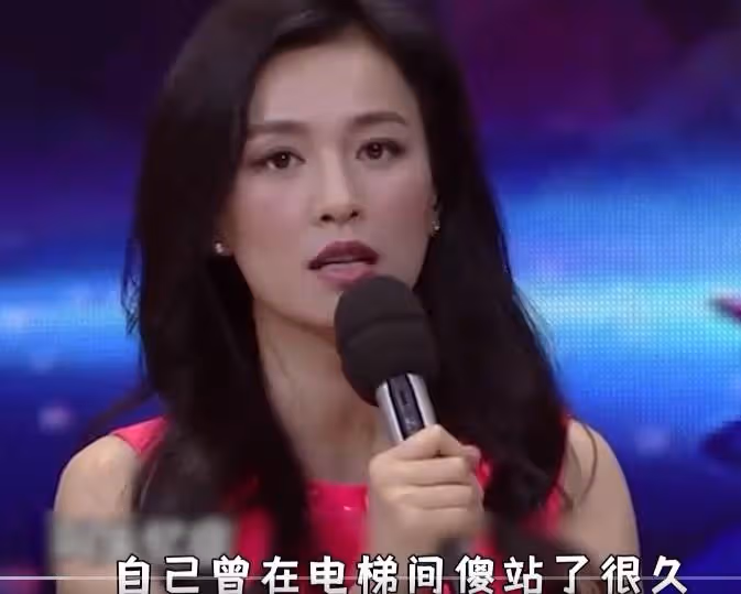 張庭黃浦江邊「480坪豪宅」壕無人性!2層空中花園,露台裝飾像皇宮「230萬/坪做菜園」