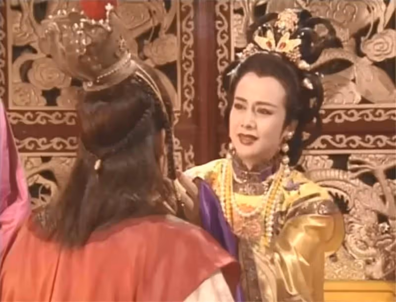 她最紅時與丈夫結婚,被丈夫敗光財產,71歲湯蘭花堅持不認輸,如今身價過億,看淡感情:一個人也可以活得好