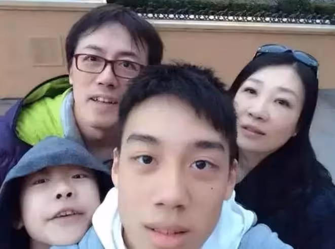 嗓子出問題!張宇時隔3年「重返歌壇」承認隱退原因,罕見談及妻子結束「單身」網嗨翻:想聽宇哥唱歌