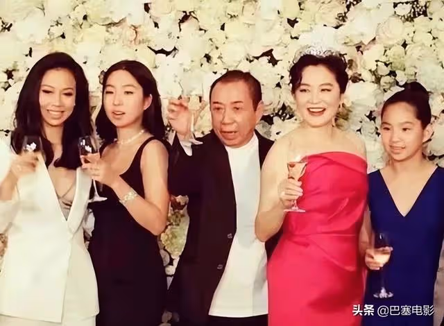意外暴露家底，細看67歲林青霞資產，實力詮釋什麼叫「人生贏家」
