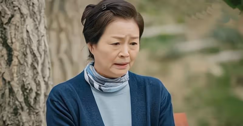 「俺65歲，到兒子家裡養老，兒媳孫女待俺如客人，俺很後悔」