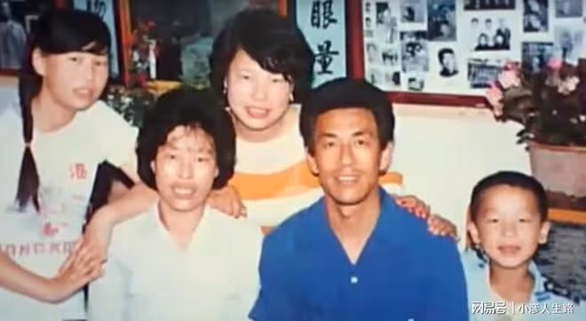 張洪傑:照顧癱瘓妻子,被兒女當做「提款機」,如今77歲只想休息