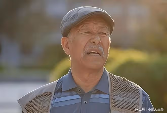張洪傑:照顧癱瘓妻子,被兒女當做「提款機」,如今77歲只想休息
