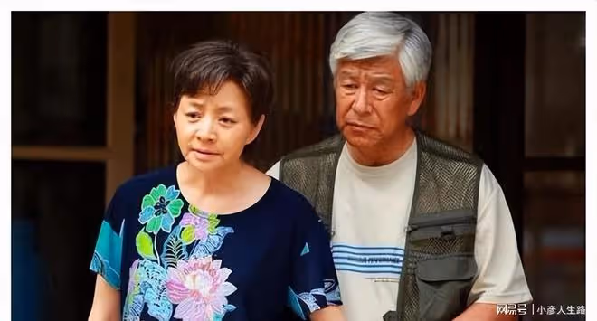 張洪傑:照顧癱瘓妻子,被兒女當做「提款機」,如今77歲只想休息