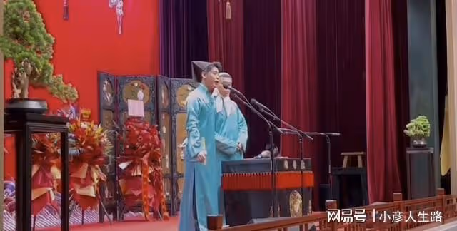 德雲社張雲雷回歸小劇場,時隔一年多,與搭檔楊九郎同台說相聲
