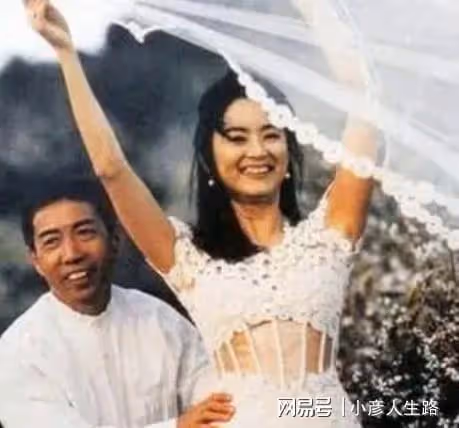 林青霞老公是誰?嫁二婚富商頻傳婚變,待繼女如親生