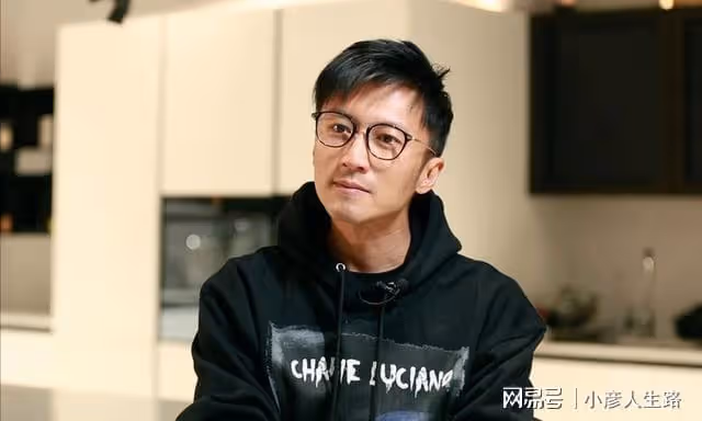 謝霆鋒探店越南米粉,用美食傳遞情感與精神,網友:干點正事
