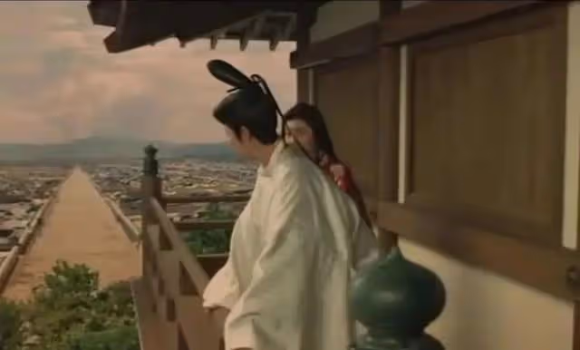 「一生沉浮不定」的豪門夫人