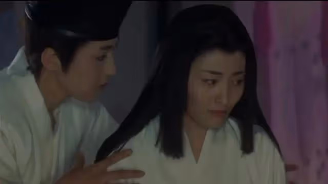 「一生沉浮不定」的豪門夫人