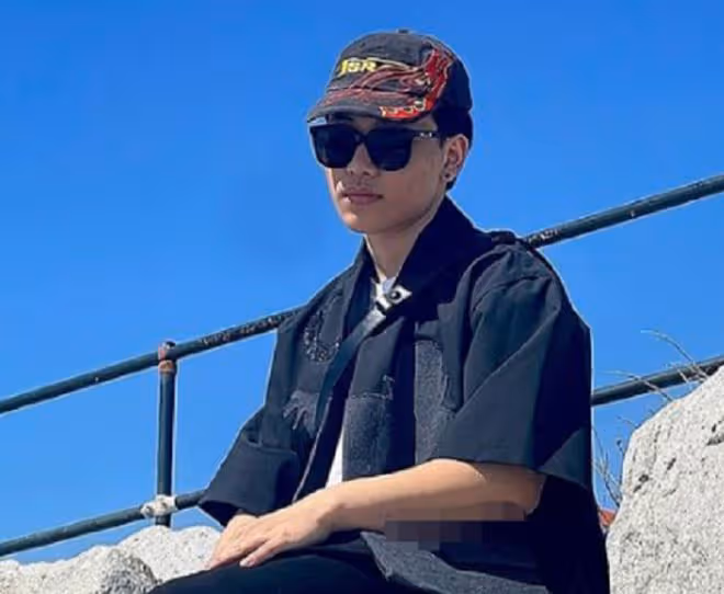陳坤兒子久居國外生活愜意,與美女喝酒連炫3瓶,氣質出眾太像爸