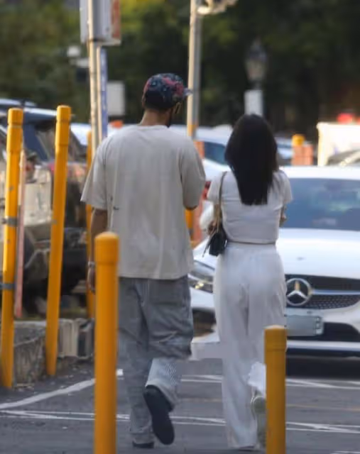 阮經天新任女友身份曝光 年僅25歲身材妖嬈