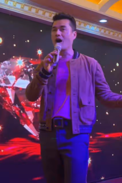 66歲呂良偉現身內地商演 中氣十足狀態好