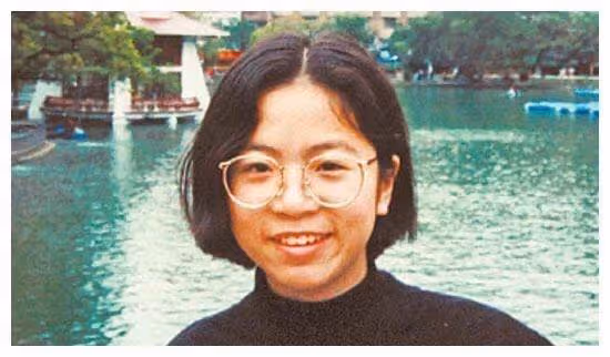 一生坎坷!60歲台灣天后40年賣9房賺千萬,生日當晚女兒離世!