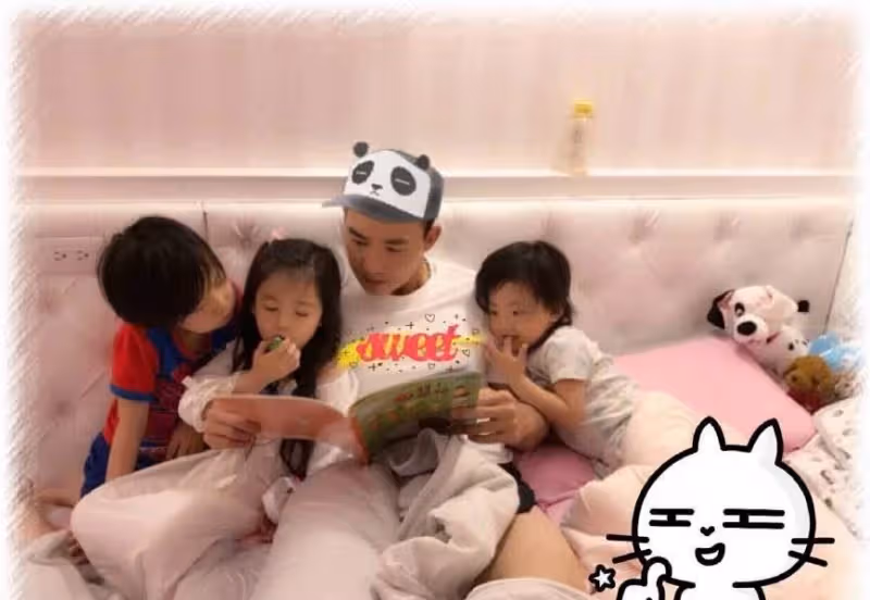 劉耕宏曬倆女兒近照！8歲小泡芙越長越標緻，二女兒姍姍簡直是姐姐的「翻版」，網友：基因太強大