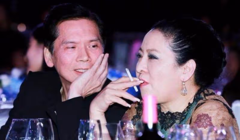 向華強為什麼會演《賭神》龍五,不僅是因為王晶,還因為家族背景