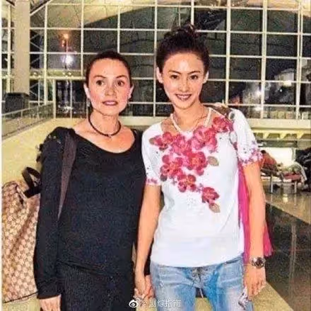 美貌基因來自爺爺! 「張柏芝爺爺照片爆光」鼻子和臉型比她更優越:帶上假髮就是柏芝本人了~