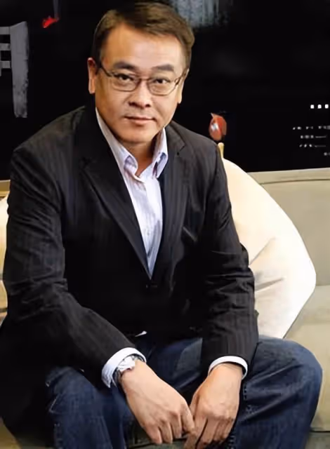 王晶:捧紅周潤發、周星馳養活半個香港娛樂圈,卻被罵爛片之王