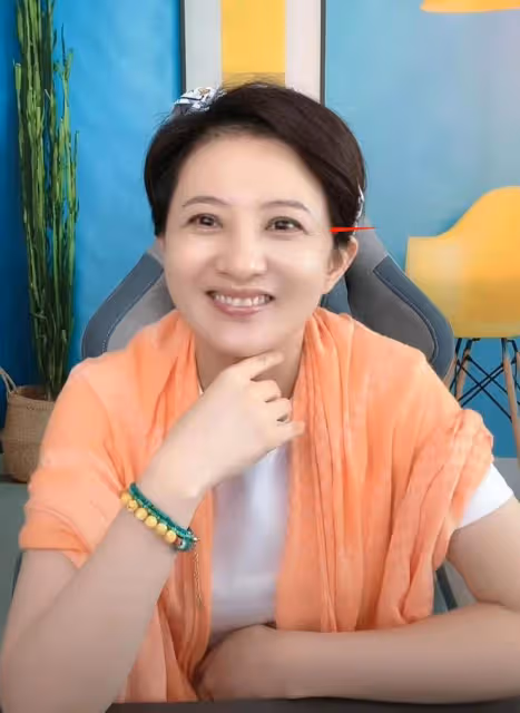 42歲「小婉君」金銘素顏曝光!眼角細紋叢生,黑眼圈明顯靈氣不在