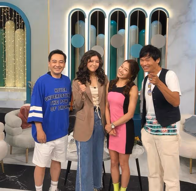 TVB前知名男星罕見現身!身材發胖髮際線後移,娶小16歲妻子