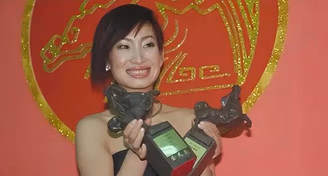 曾經土到掉渣,現今光彩照人的7位女星,個個是「逆天改命」