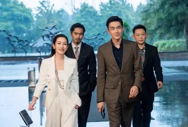 曾經土到掉渣,現今光彩照人的7位女星,個個是「逆天改命」
