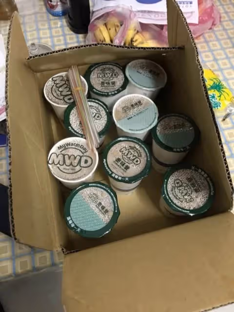 跟爸爸起口角！她隔天撒嬌留字條「請幫不孝女買早餐」爸爸呆萌買完「發現誤會大了」父女倆笑翻和好