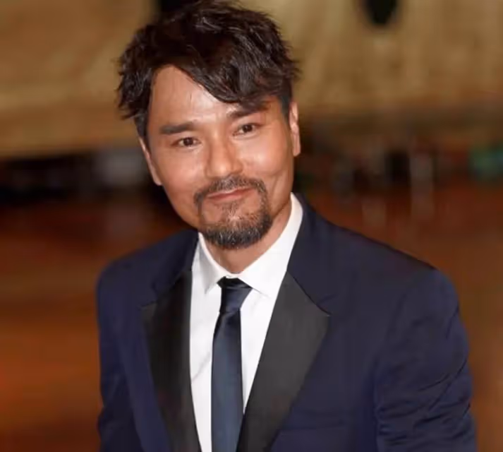 54歲林家棟受傷:劉德華小弟熬成影帝,今年3個提名,還能拿獎嗎?