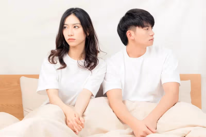離婚三個月,女人深夜給前夫私訊:睡了嗎?前夫回復三條訊息,治癒一家三口