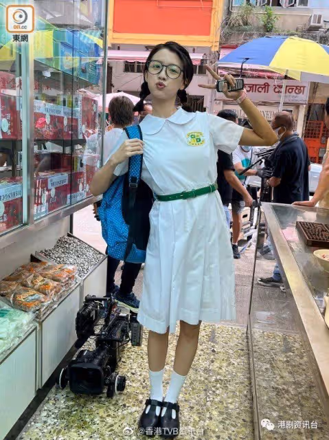 TVB視後學生裝零違和!自揭秘史折短校裙曳曳