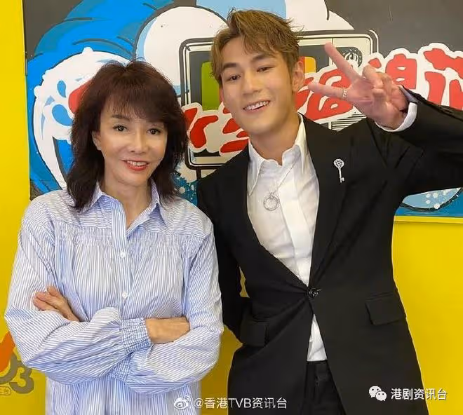 阿正收藏魏浚笙腹肌照!等足1年始敢在社交網公開