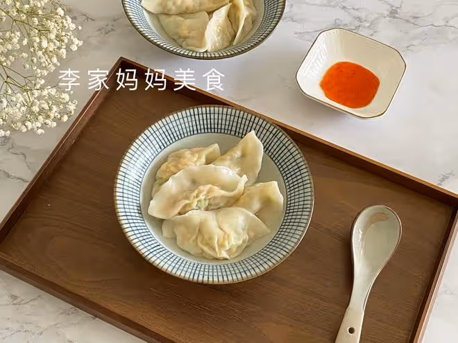 頭伏將至，芹菜白菜靠邊站，餃子就吃這個餡，營養極高好吃不上火
