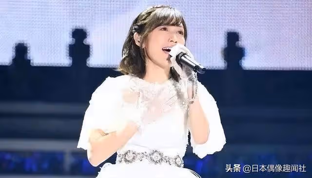 深夜了,是時候討論可愛和性感哪個更重要