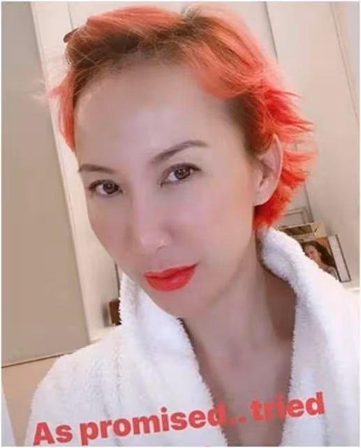 歲月對李玟做了啥?染紅髮穿13w花裙變奶奶,髮際線後移嚴重好心酸,網友:顏值似老了10歲