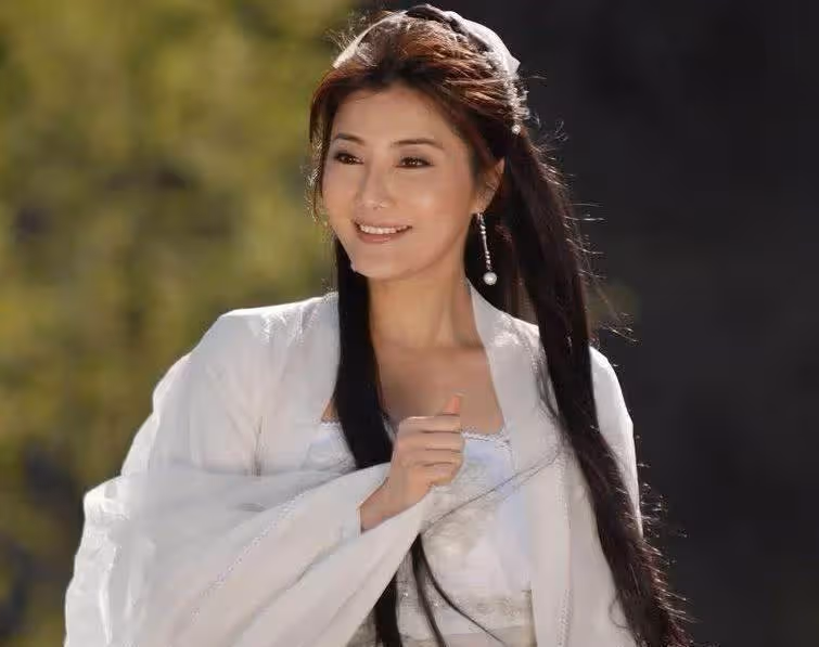 一代「打女」楊麗菁的傳奇生涯，53歲的她，身材火辣不減當年