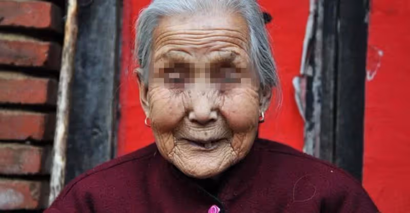 母親去世留下30萬，兒子1年沒猜到密碼，6歲孫子隨口一句，傻了