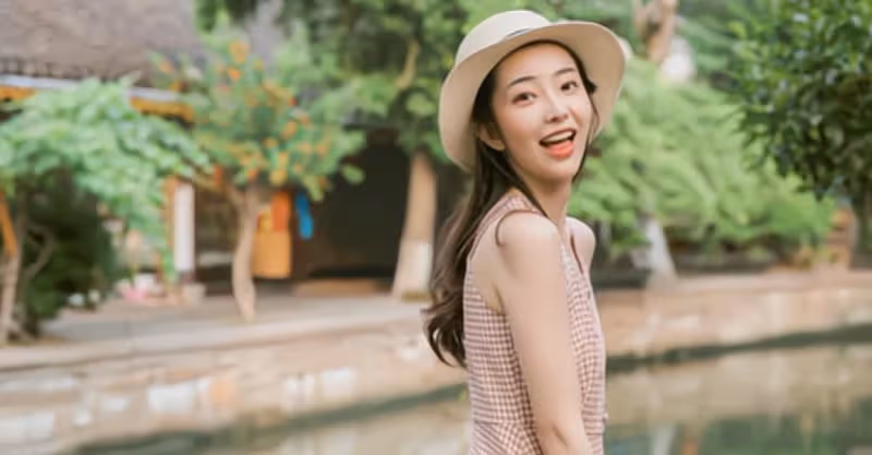 將頭像換成閨蜜，半夜收到丈夫發的酒店定位，我知道我的機會來了