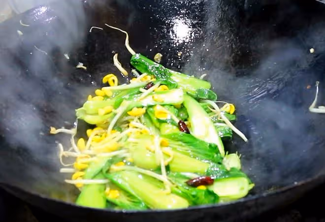 明日入伏,不管多忙,「入伏5寶」別忘吃,祛濕補陽,順利過伏天