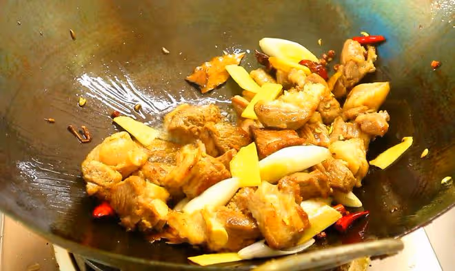 明日頭伏,飲食要「忌苦」!建議:多吃「2肉2豆」,順利入伏