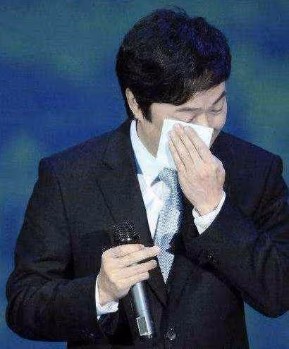 67歲費玉清至今不娶,只為守「忠」?始終「忘不了日本未婚妻」友人曝「每年9月他都會消失」:忠孝兩難全!