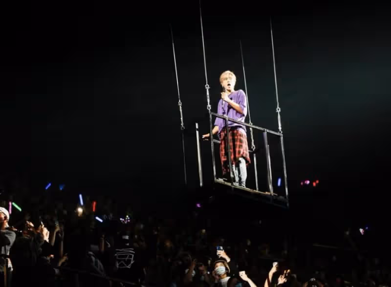 羅志祥成功復出,演唱會一萬張門票售罄,潘瑋柏等眾星送花籃祝福,現場感謝粉絲:我回來了