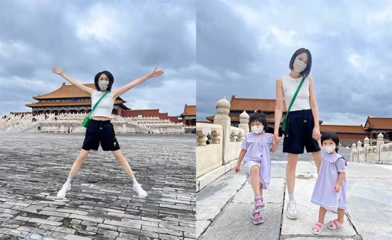 王祖藍嬌妻打卡故宮！穿背心短褲中間包場跳舞，母女擺同款pose活力滿滿，兩女兒顏值像爸爸