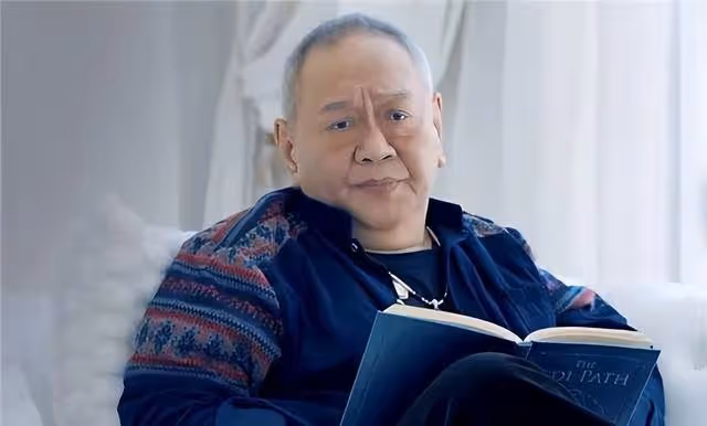 香港知名戲骨設靈!失聯數十年女兒現身靈堂,圈中好友前來送別