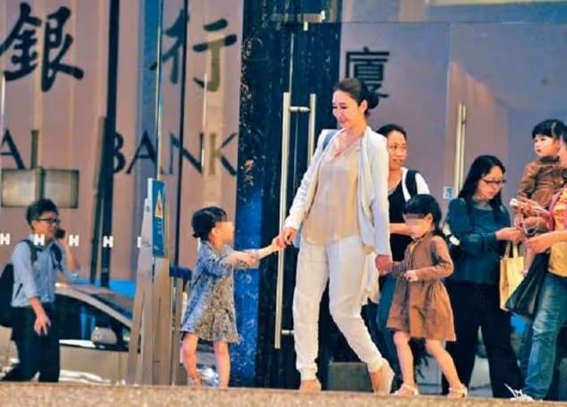 懷孕後「胖出一個自己」的女星,有人胖到190斤,有人成中年大媽