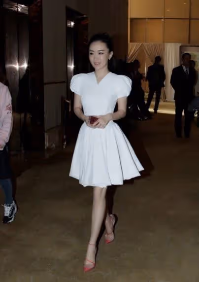 懷孕後「胖出一個自己」的女星，有人胖到190斤，有人成中年大媽