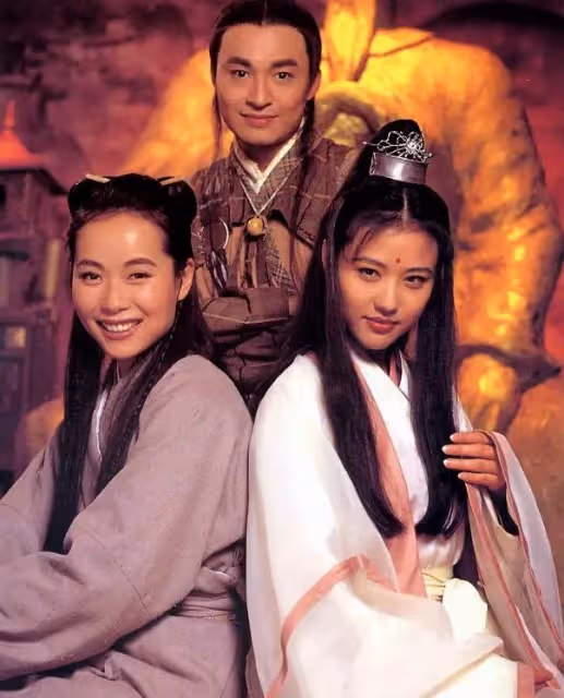 同樣都是演「周芷若」,佘詩曼嬌憨可愛,高圓圓我見猶憐,周海媚版本被金庸稱贊:早知道我就改結局了!